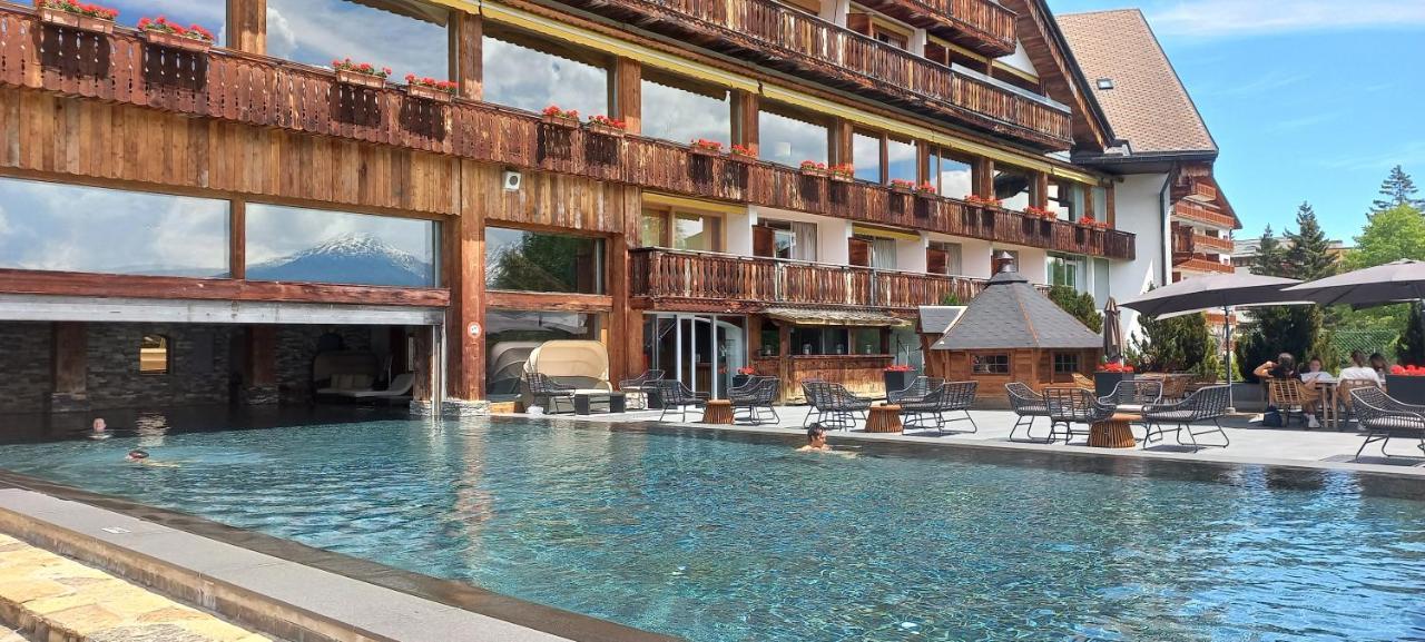Apartment 24 Hotel Etrier Pool & Spa Кранс Монтана Екстериор снимка